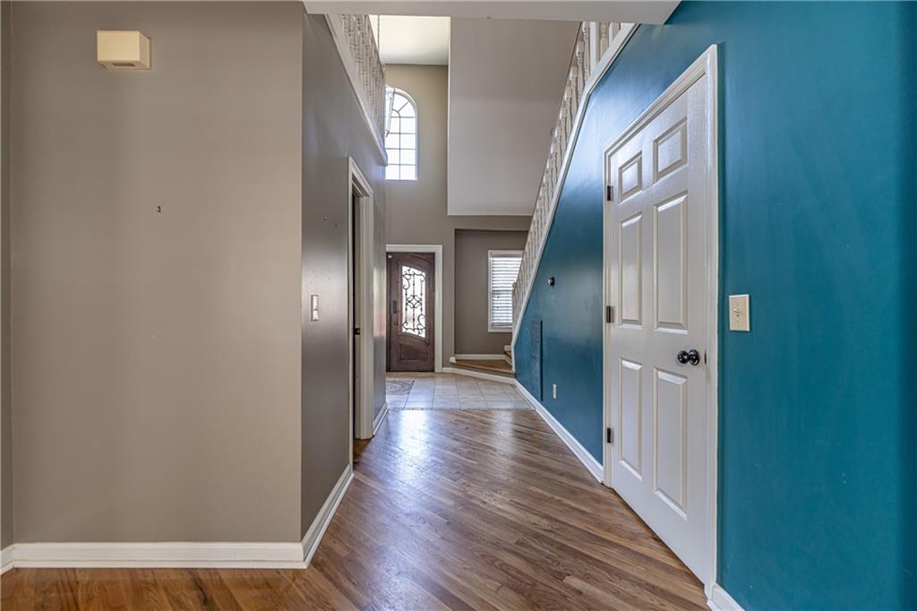 113 Warwick Way Rome, GA 30161 - Photo 7 of 50 a view of a hallway with wooden floor