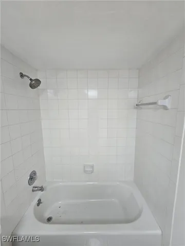 $1,375 | 4815 Triton Court East, Unit 3, Cape Coral, FL 33904