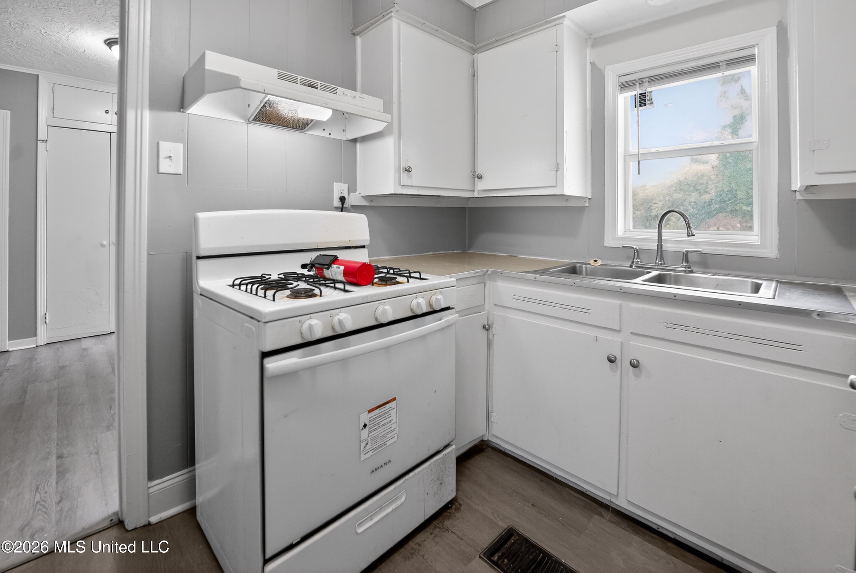 609 Belvedere Road Jackson, MS 39206 - Photo 21 of 39 26_609_Belvedere_Rd_Jackson_MS_39206-Kit