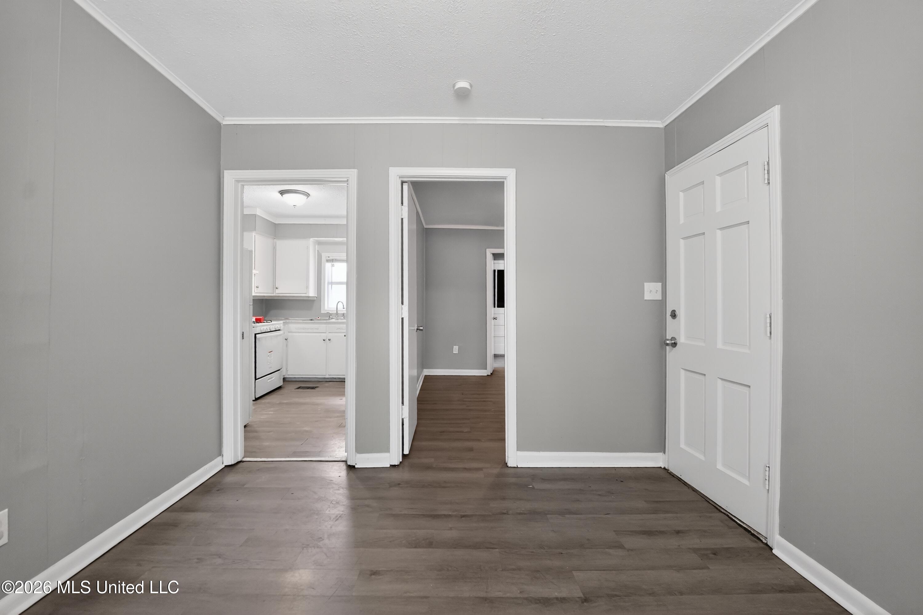 609 Belvedere Road Jackson, MS 39206 - Photo 32 of 39 37_609_Belvedere_Rd_Jackson_MS_39206-Bed