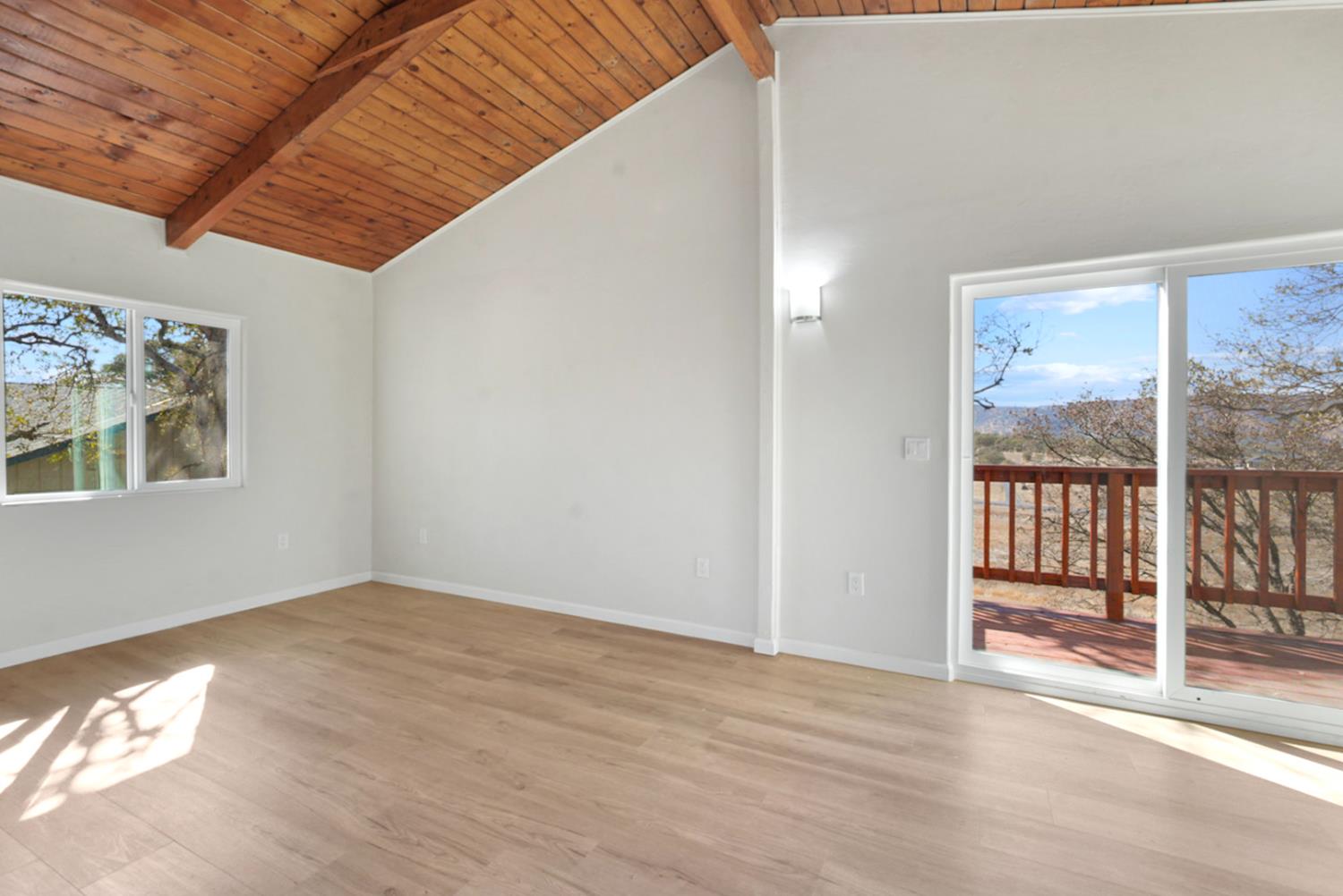 2324 Quail Hill Road Copperopolis, CA 95228 - Photo 18 of 37 a view of an empty room with a window