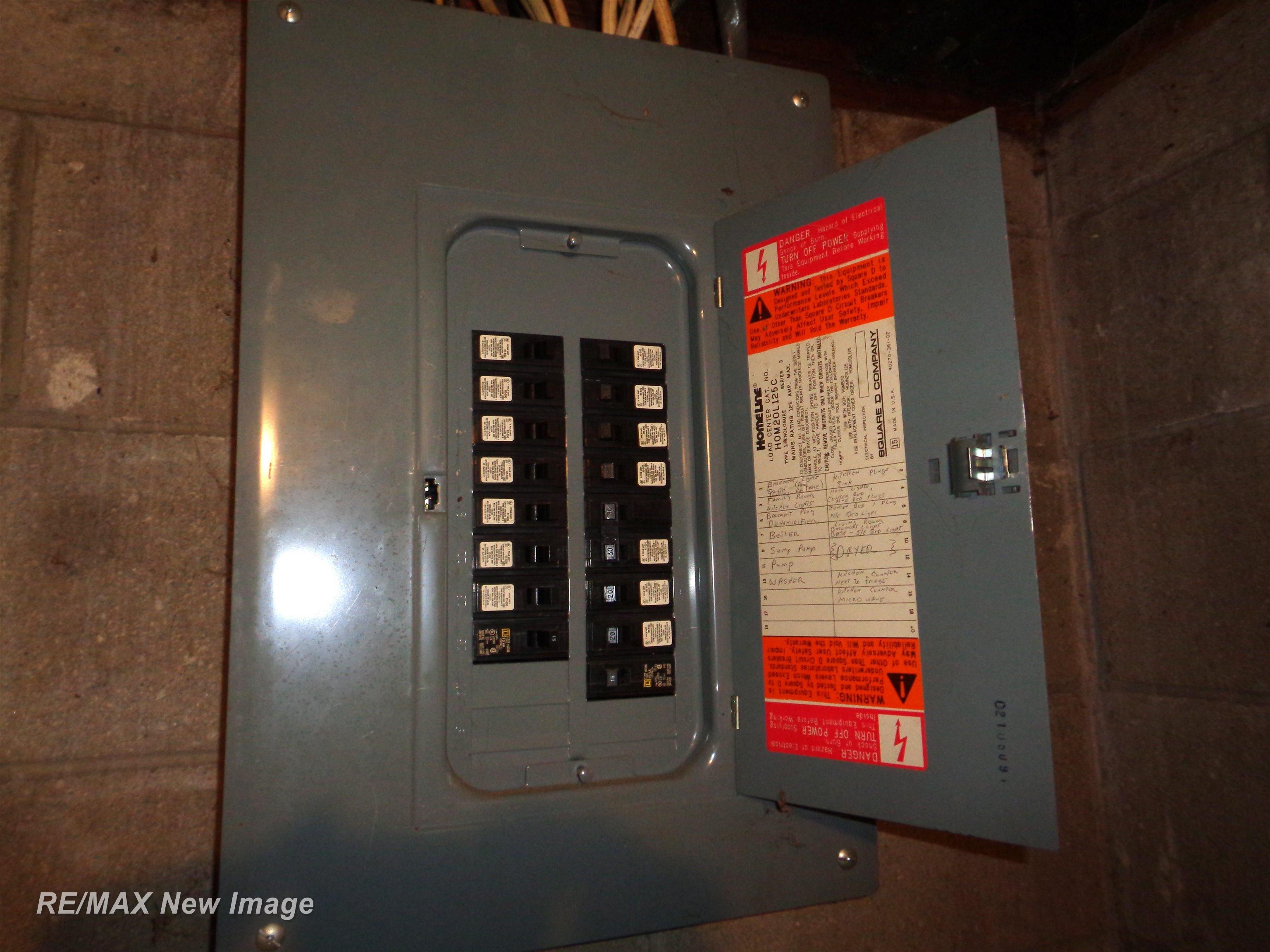 3751 Pierce Road Saginaw, MI 48604 - Photo 19 of 24 50201319-6835c33d-c184-4462-9669-39ae3b90b36a.JPG
