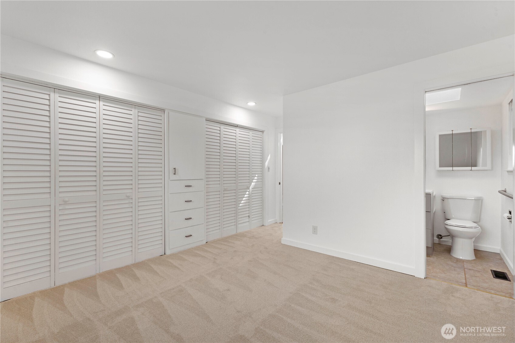 741 South 295th Place Federal Way, WA 98003 - Photo 14 of 34