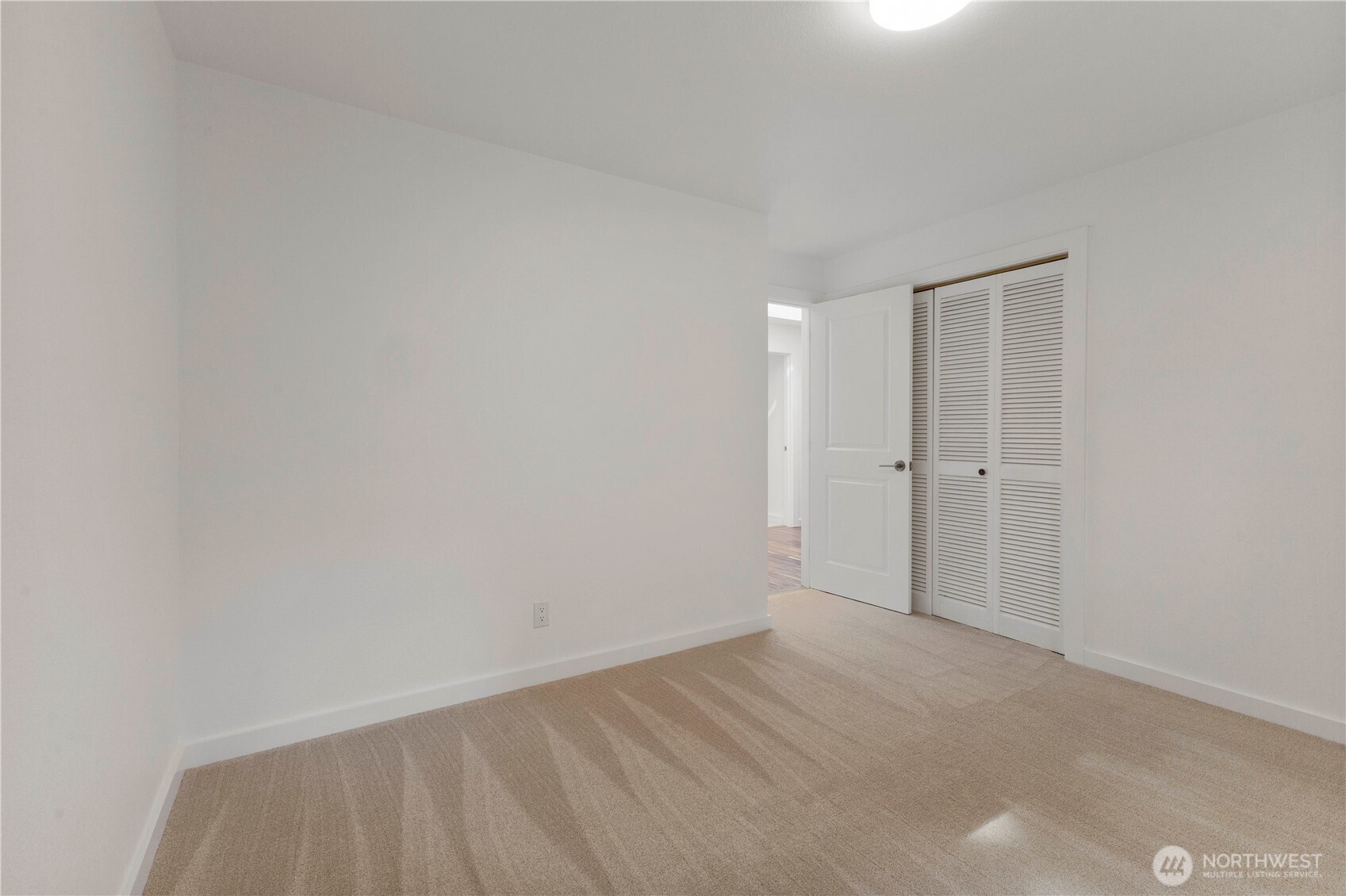 741 South 295th Place Federal Way, WA 98003 - Photo 18 of 34