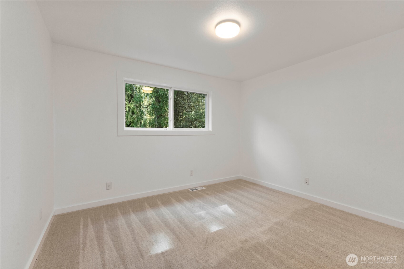 741 South 295th Place Federal Way, WA 98003 - Photo 23 of 34