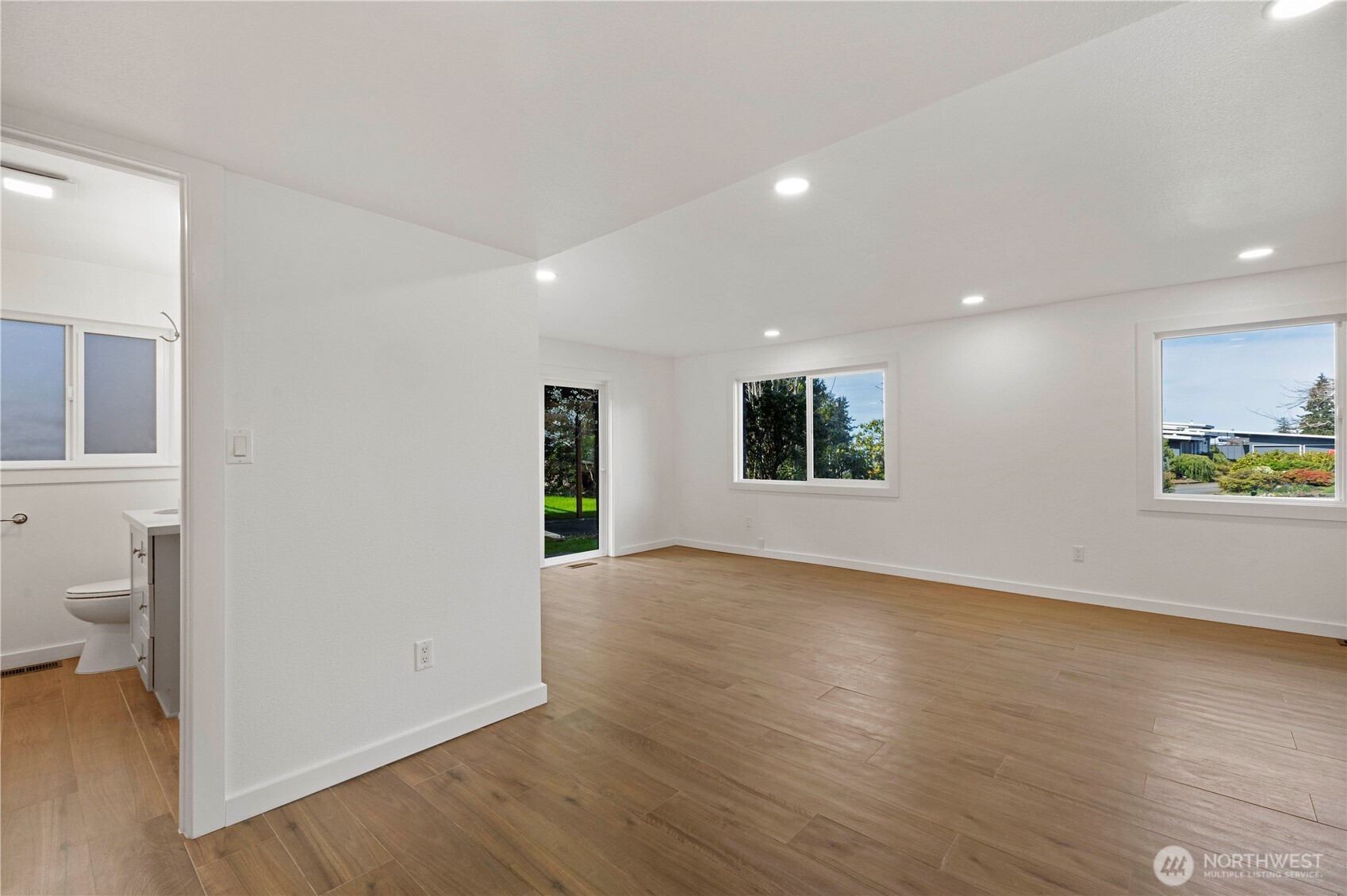 741 South 295th Place Federal Way, WA 98003 - Photo 25 of 34