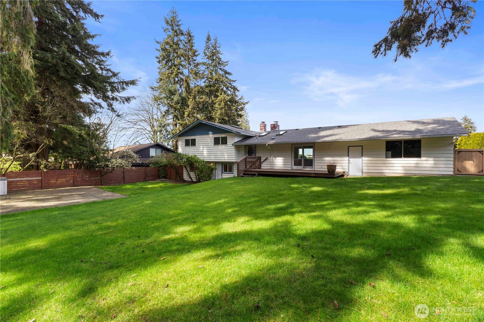 741 South 295th Place Federal Way, WA 98003 - Photo 3 of 34