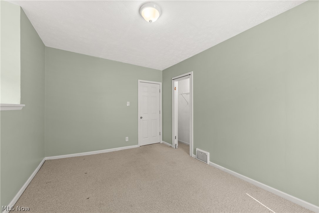 1395 Delia Avenue Akron, OH 44320 - Photo 28 of 50