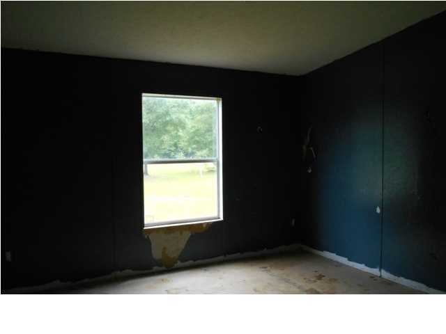 5294 Chesterfield Road Crestview, FL 32539 - Photo 8 of 8 Gallery Image 8
