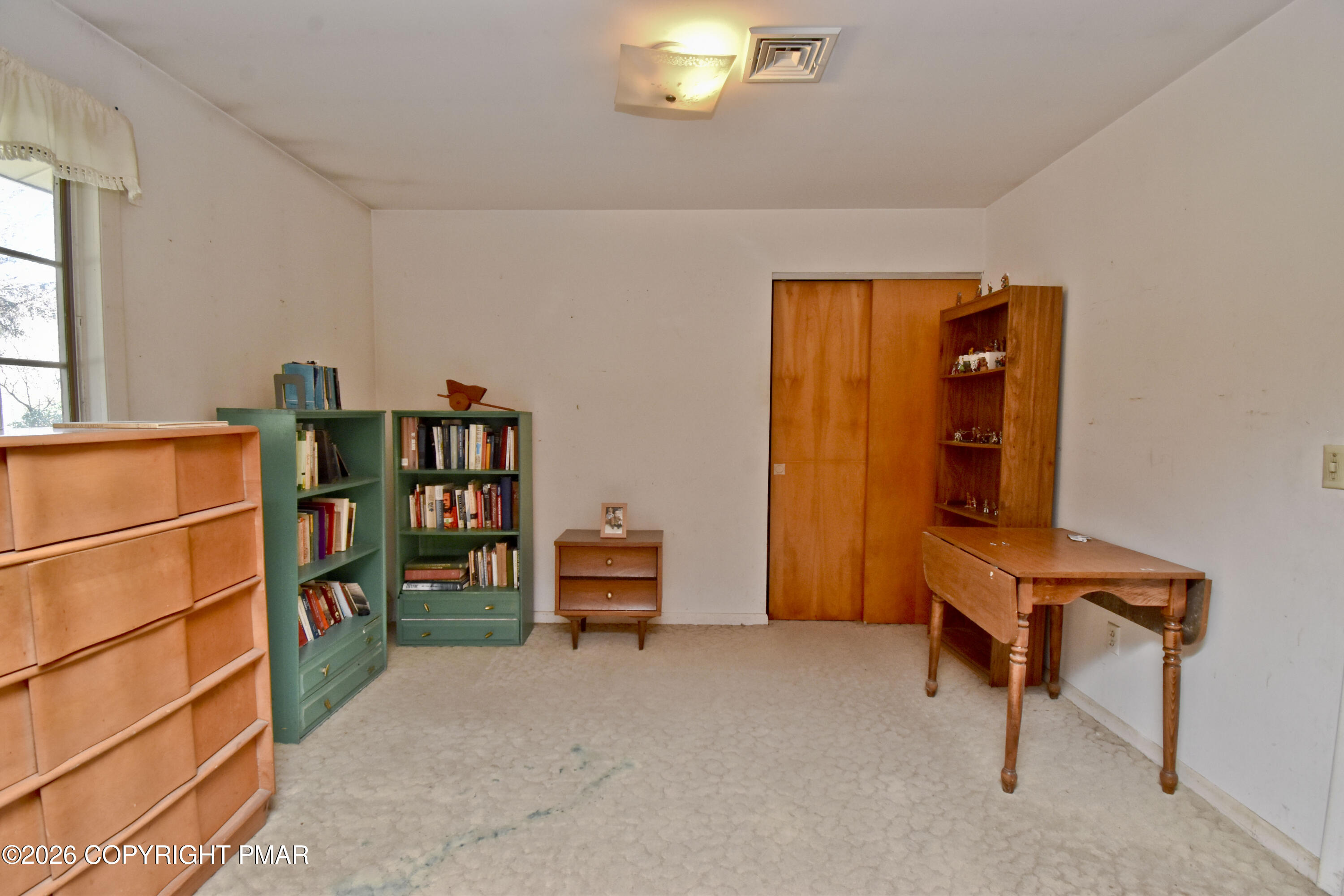 301 Norton Road Stroudsburg, PA 18360 - Photo 23 of 54 6 Primary (5)