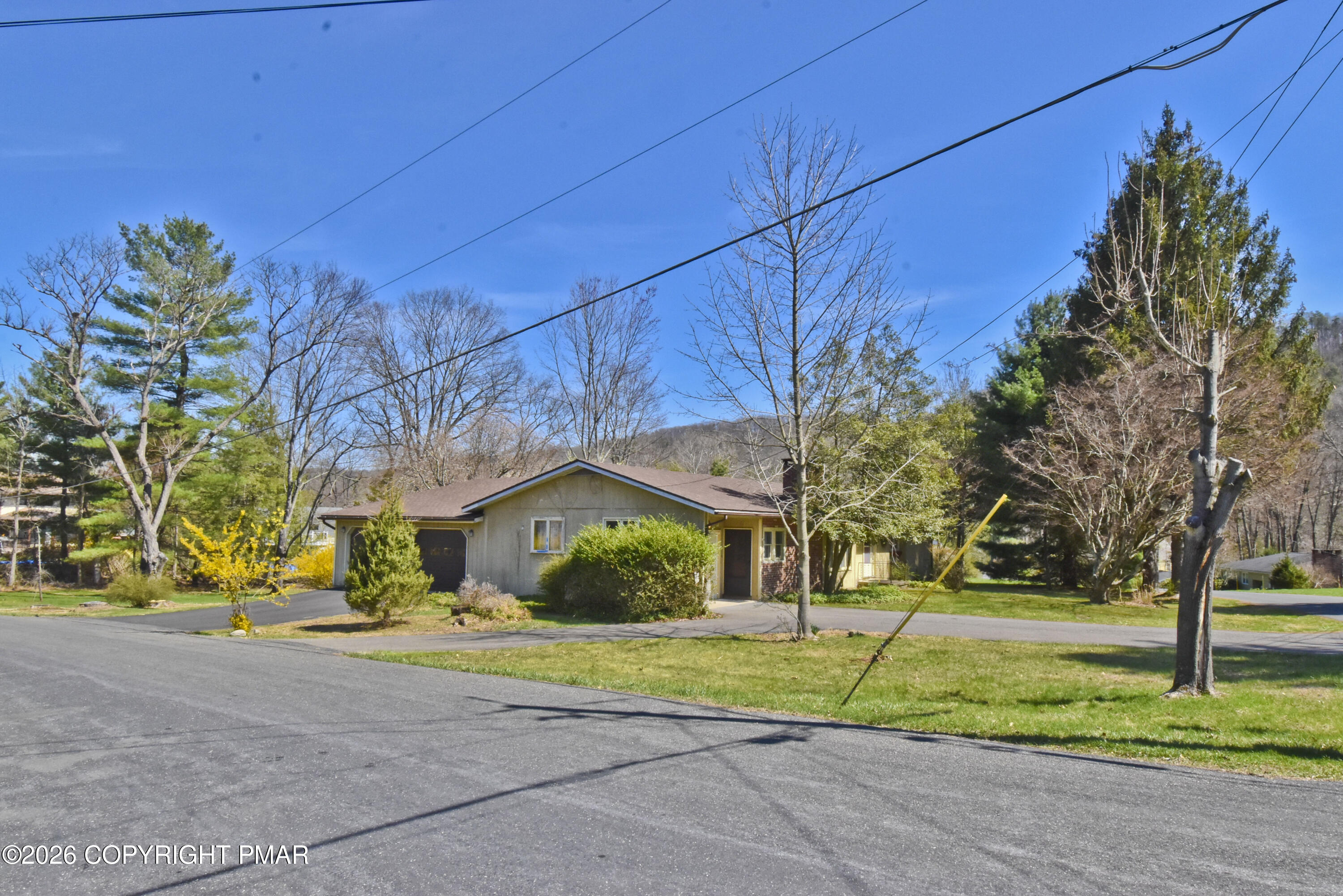 301 Norton Road Stroudsburg, PA 18360 - Photo 43 of 54 14 Exterior (2)