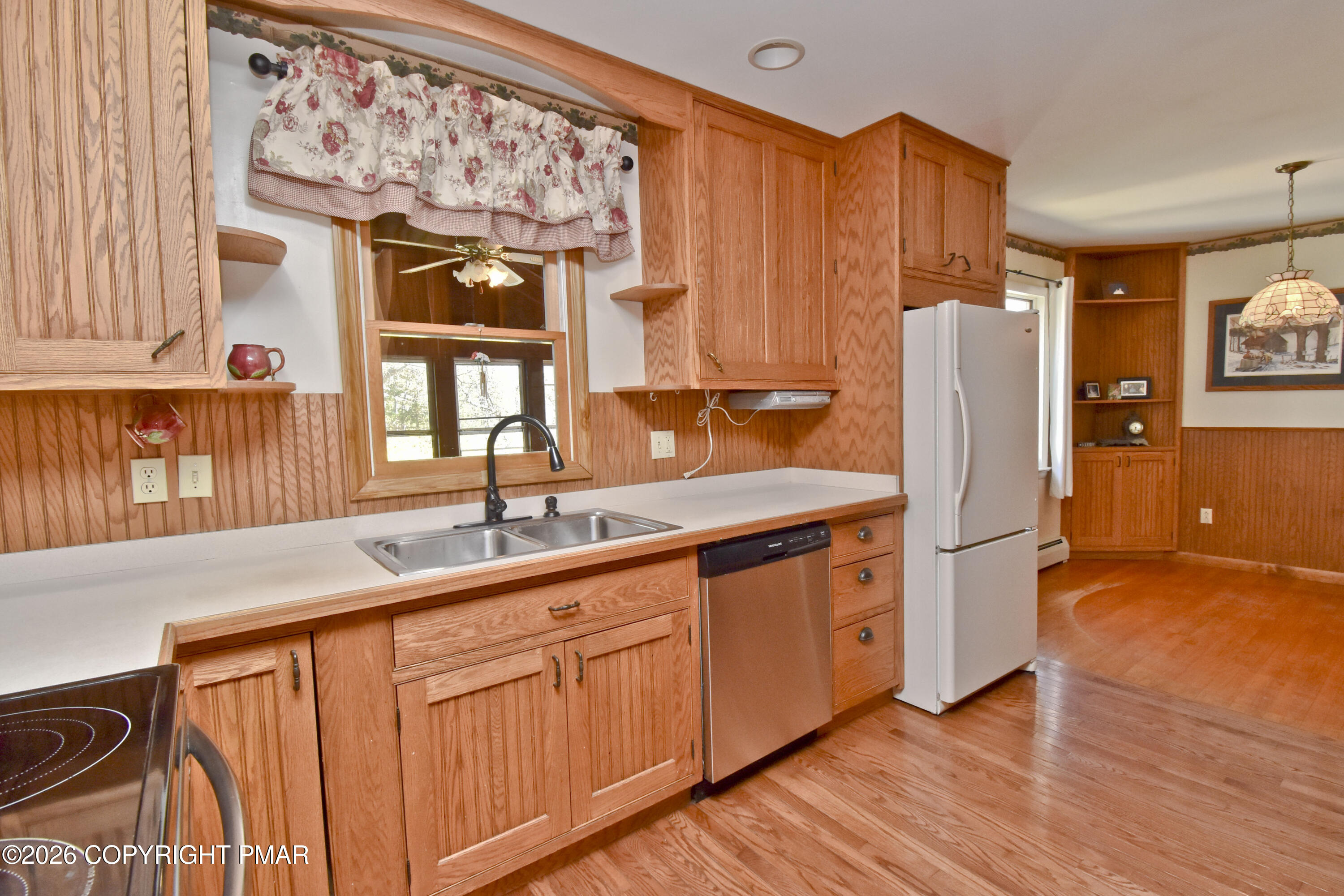 301 Norton Road Stroudsburg, PA 18360 - Photo 10 of 54 3 Kitchen (6)
