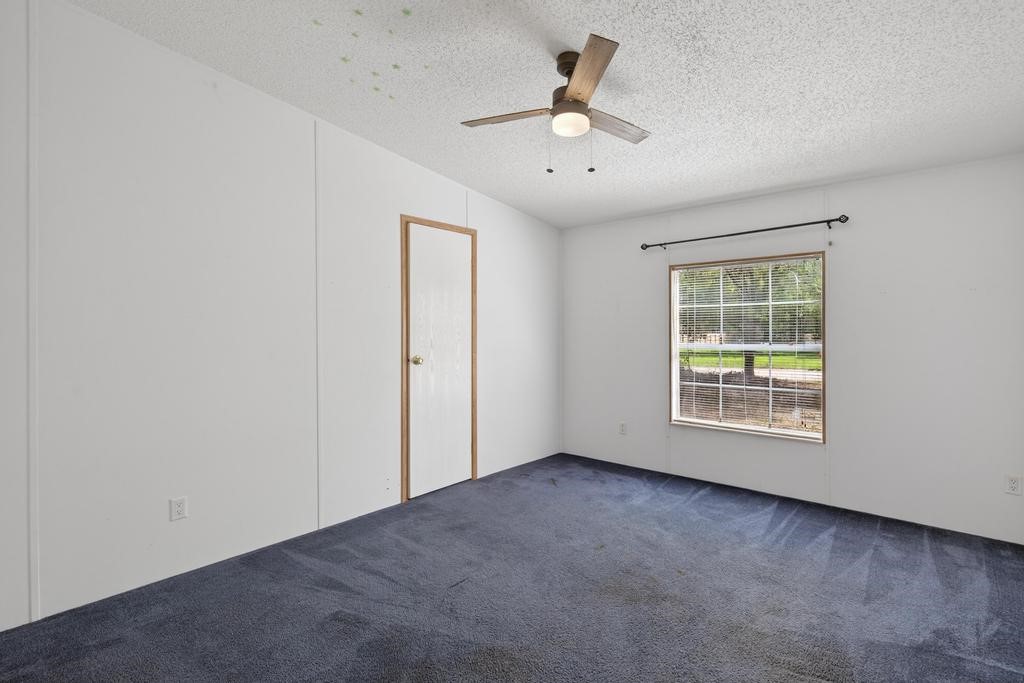 54059 Charles Street Callahan, FL 32011 - Photo 23 of 50 an empty room with a window
