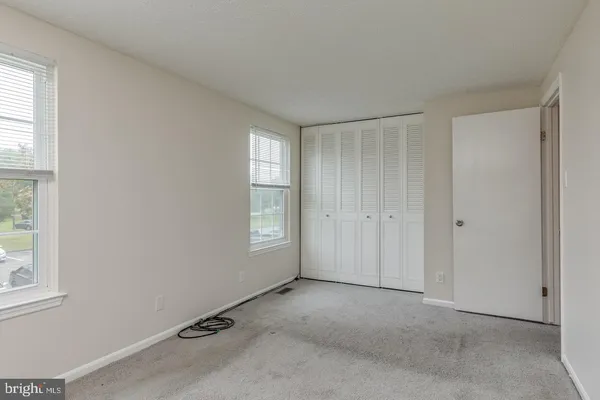 $2,400 | 6 Victoria Manor Court, Sicklerville, NJ 08081