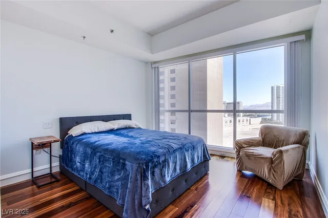 $2,650 | 2700 South Las Vegas Boulevard, Unit 1504, Las Vegas, NV 89109
