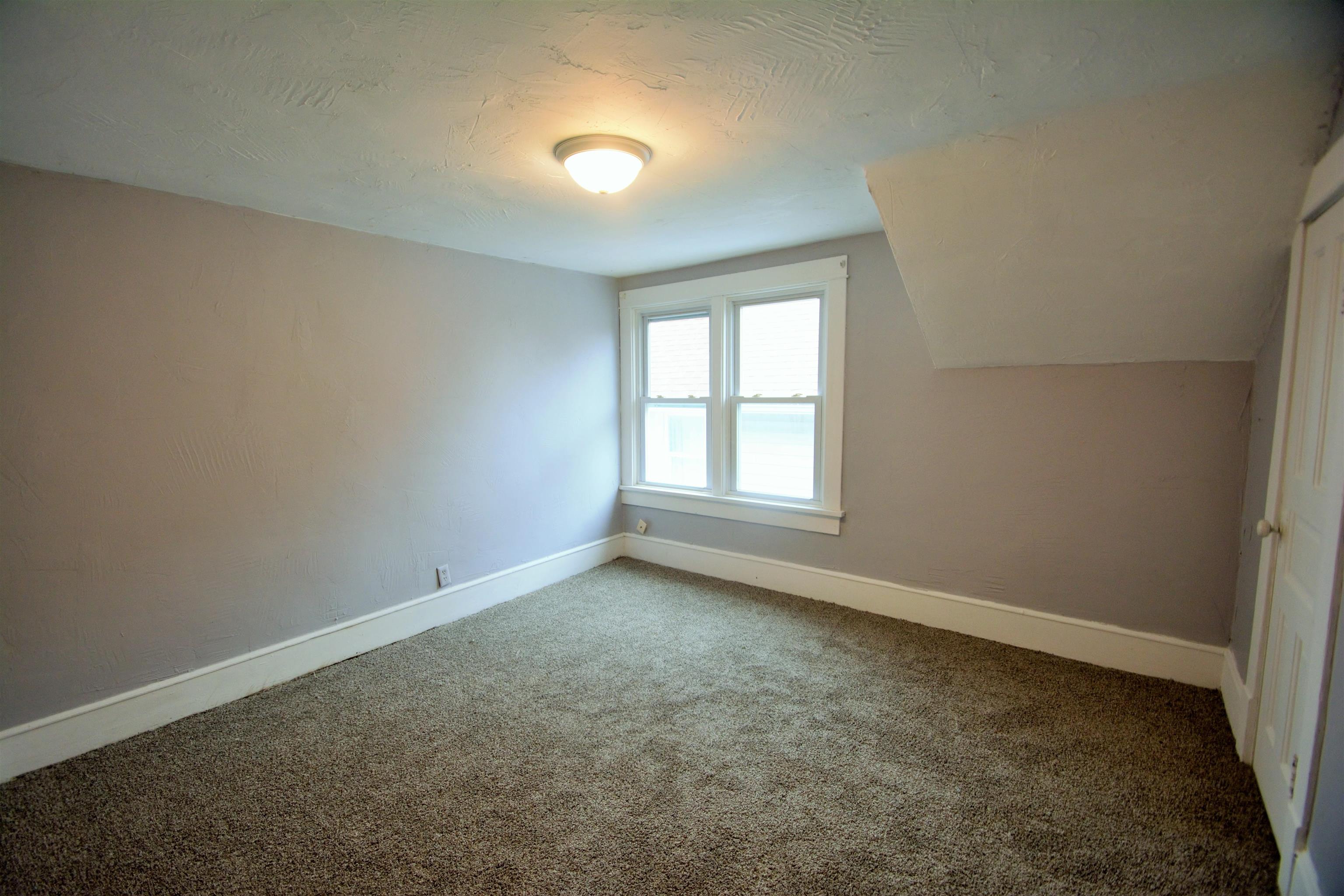 1017 18th Street Two Rivers, WI 54241 - Photo 14 of 31