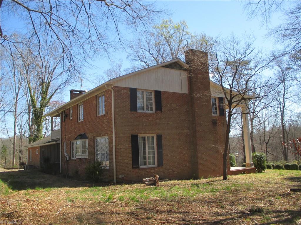 541 Eden Road Stoneville, NC 27048 - Photo 4 of 50 LH Side
