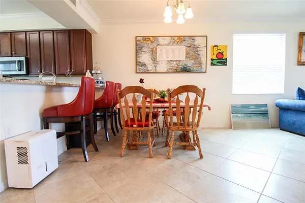 $6,300 | 16814 Vardon Terrace, Unit 201, Bradenton, FL 34211