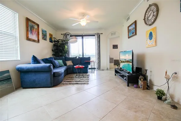 $6,300 | 16814 Vardon Terrace, Unit 201, Bradenton, FL 34211