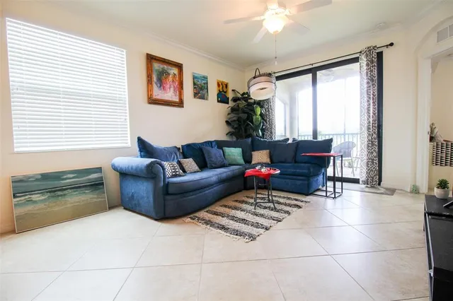 $6,300 | 16814 Vardon Terrace, Unit 201, Bradenton, FL 34211