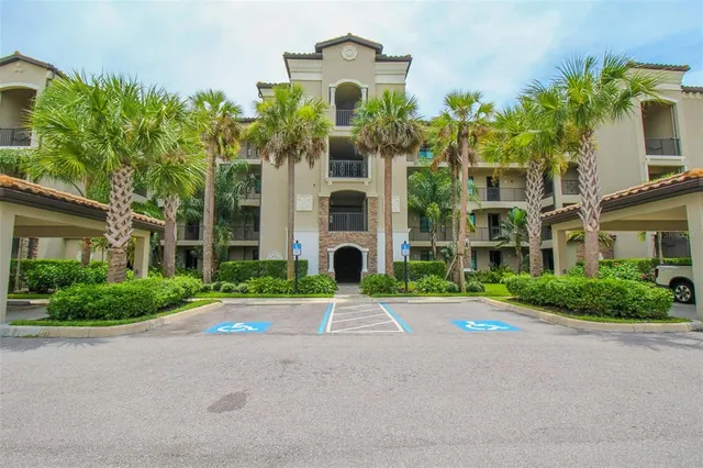 $6,300 | 16814 Vardon Terrace, Unit 201, Bradenton, FL 34211