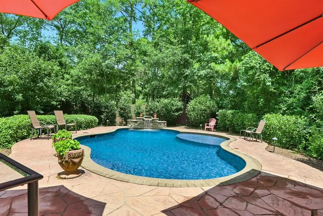 $585,000 | 7526 River Crest Drive, Columbus, GA 31904