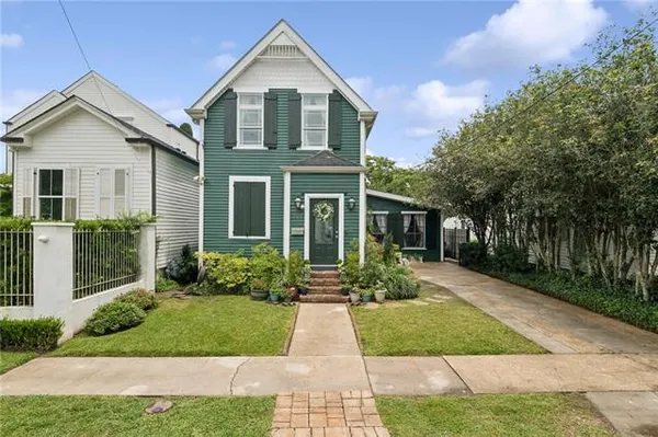 $1,225,000 | 827 Calhoun Street, New Orleans, LA 70118
