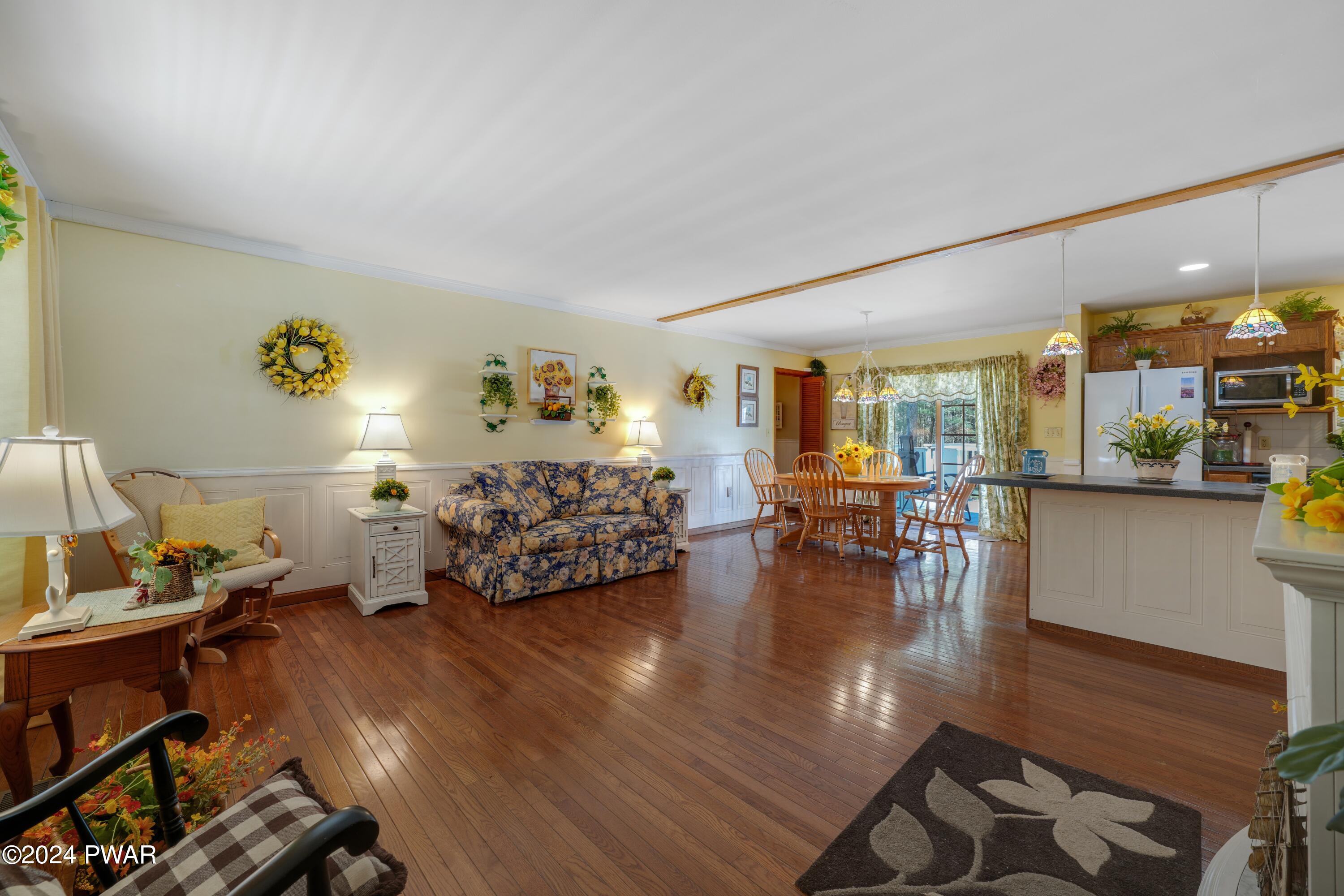 125 Squirrel Road Dingmans Ferry, PA 18328 - Photo 11 of 28 LEX00057