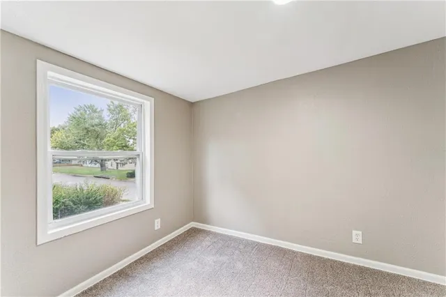 $175,000 | 2709 South 51st Court, Kansas City, KS 66106