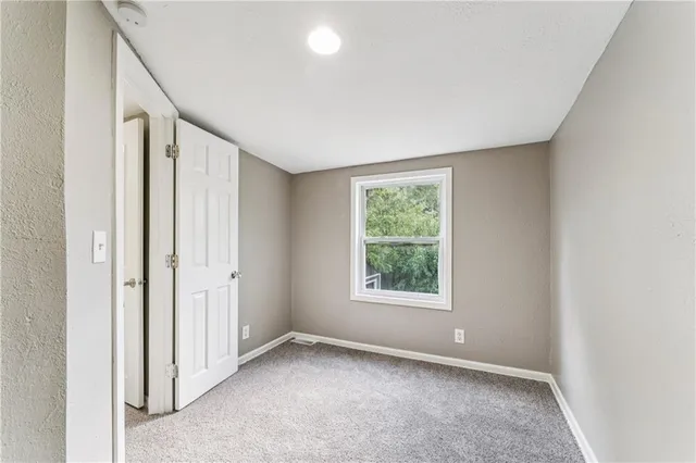 $175,000 | 2709 South 51st Court, Kansas City, KS 66106