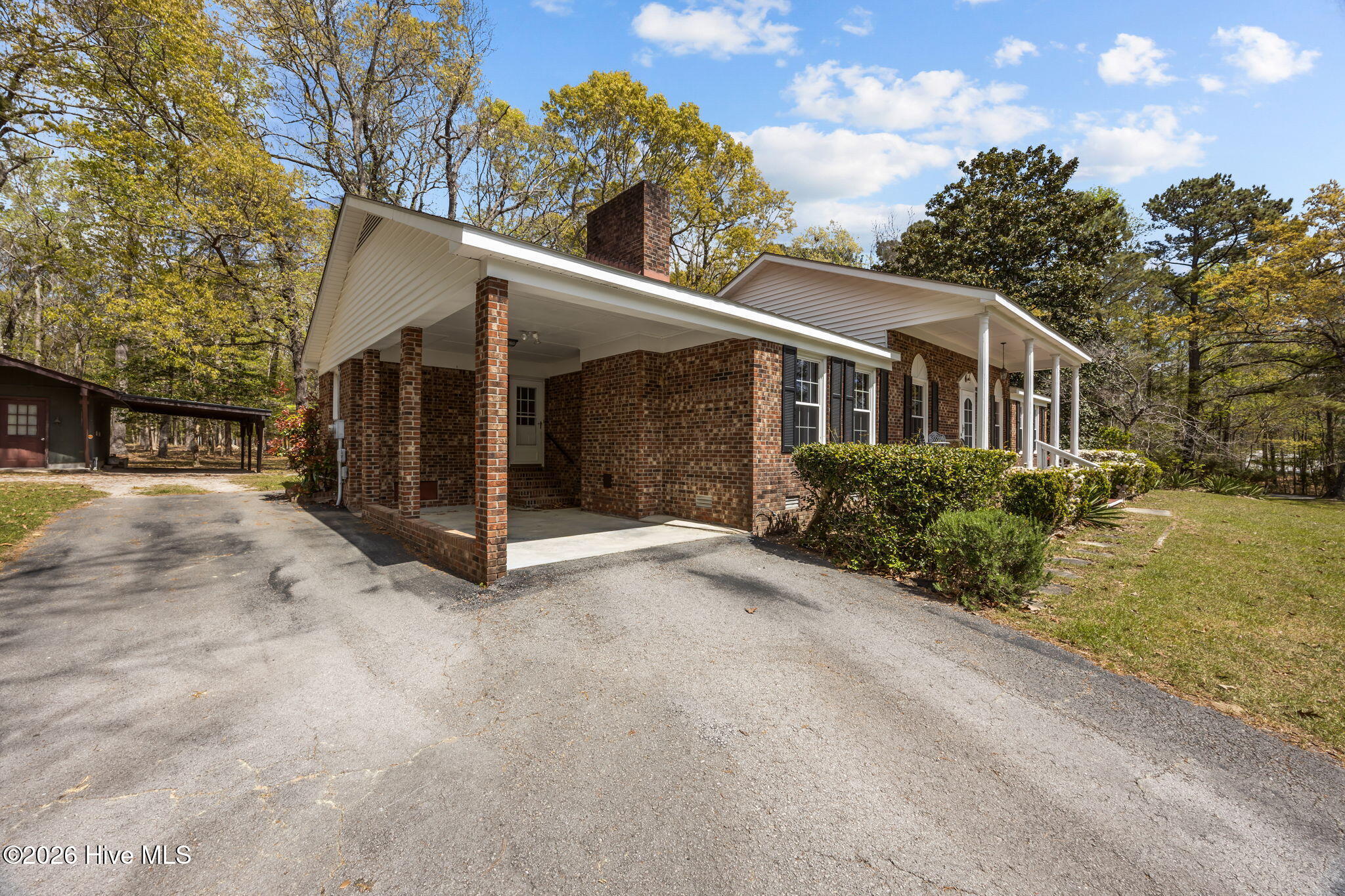 512 Raymond Road Arapahoe, NC 28510 - Photo 11 of 64 4-web-or-mls-0C0A8473