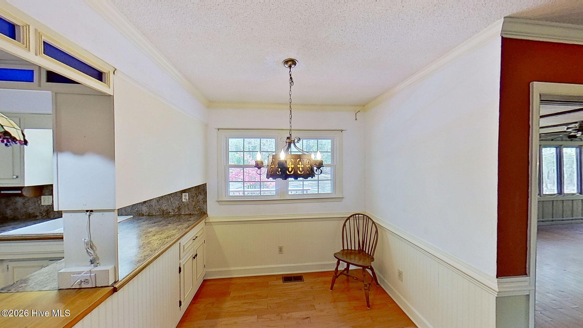 512 Raymond Road Arapahoe, NC 28510 - Photo 26 of 64 41-web-or-mls-512-Raymond-Rd-Main-House-