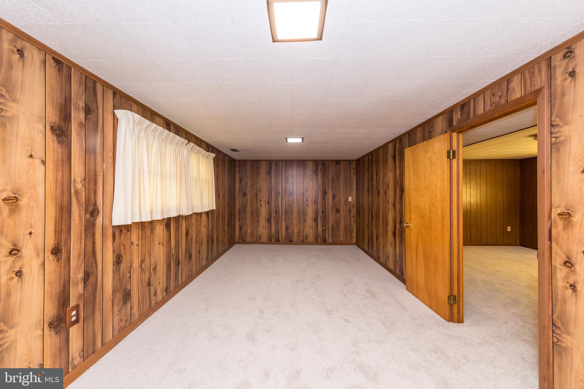 40 Telestar Way Havre de Grace, MD 21078 - Photo 22 of 33 a view of hallway with wooden floor