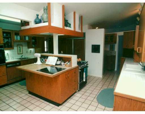 2452 Washington Road Upper St. Clair, PA 15241 - Photo 5 of 5 Gallery Image 5