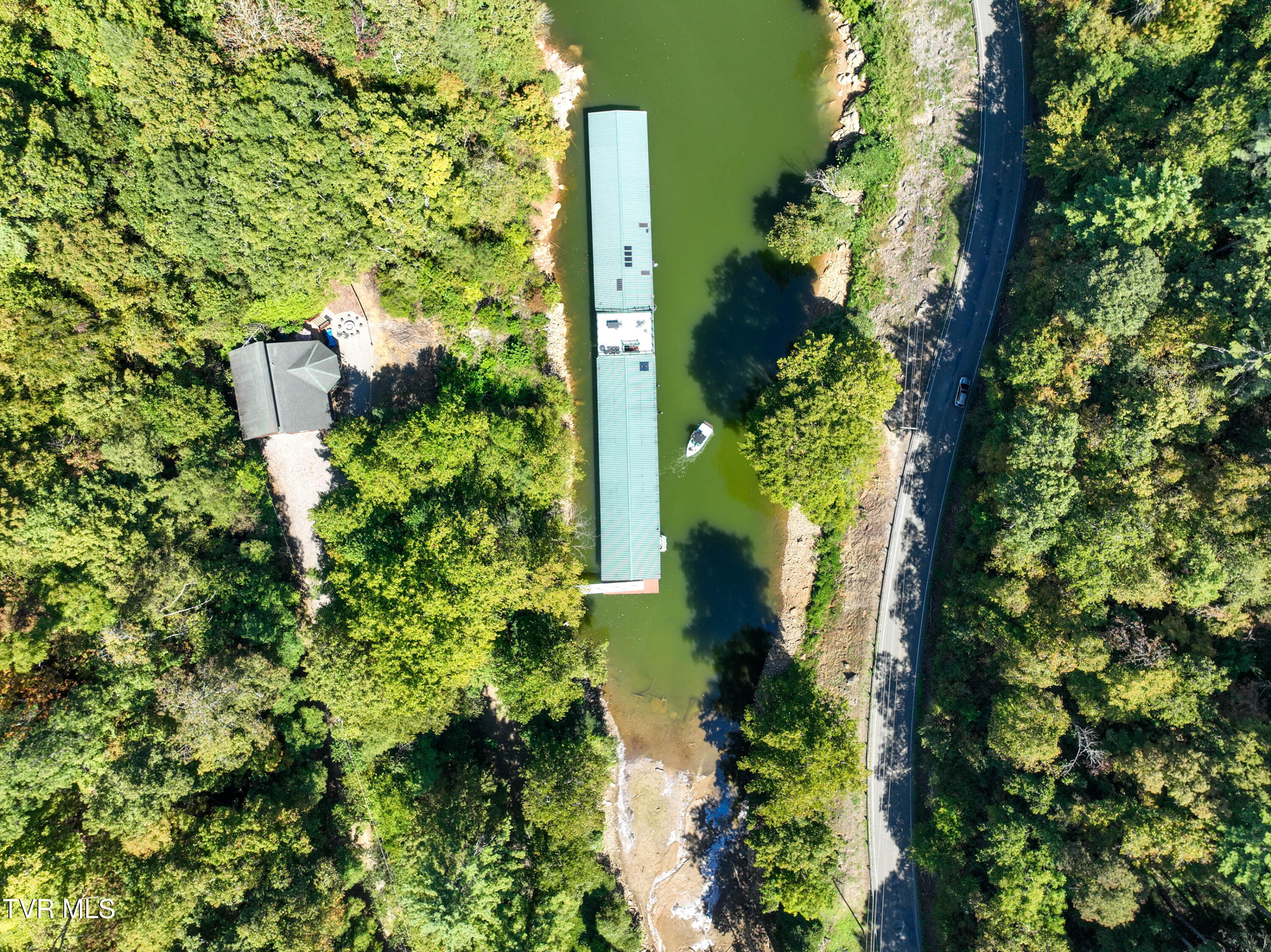 14-23 Gordon Ridge Road, Unit 14 23 26 Butler, TN 37640 - Photo 7 of 23 Gordons Ridge Rd Common Areas Drone EVAN