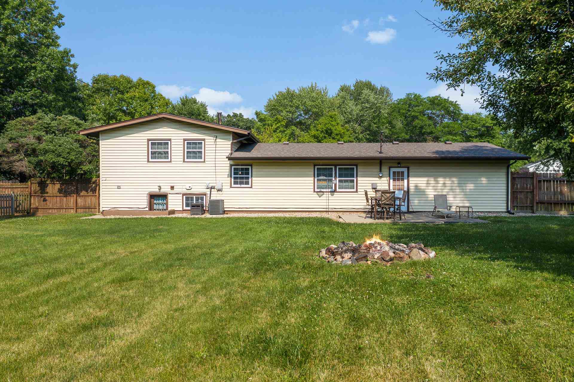 5912 East Hills Road Fort Wayne, IN 46804 - Photo 29 of 32 Gallery Image 29