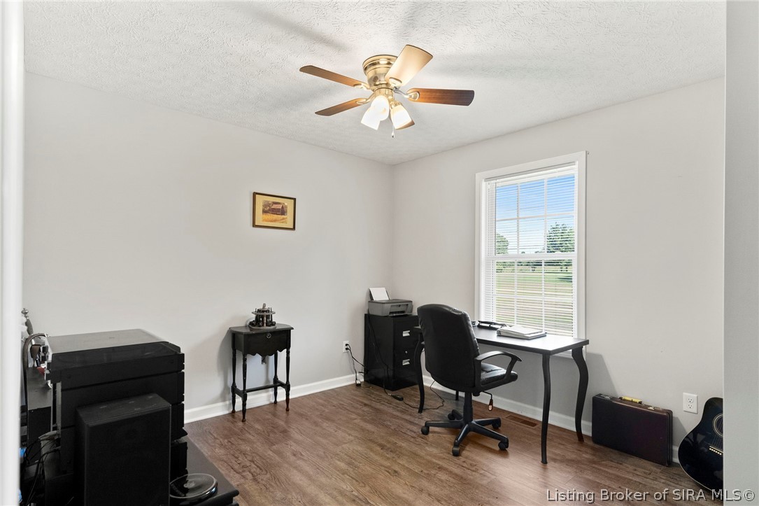 3970 East Canton Road Salem, IN 47167 - Photo 14 of 29 Gallery Image 14