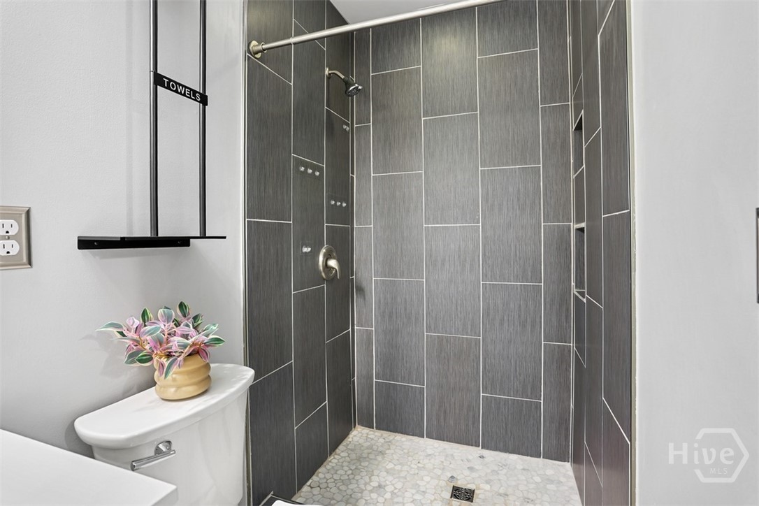 13506 Rockingham Road Savannah, GA 31419 - Photo 34 of 46 Master Bathroom in Master Bedroom