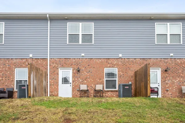 $1,550 | 318 Fallow Circle, Clarksville, TN 37040