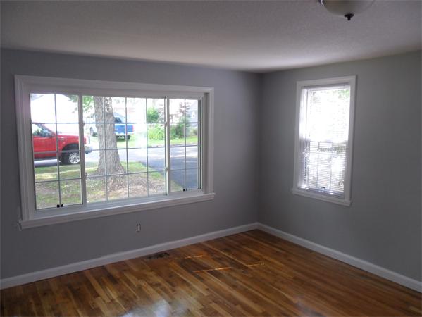 61 Grape Street Springfield, MA 01109 - Photo 9 of 12