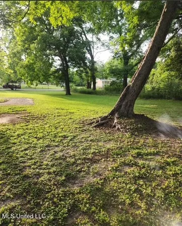 $8,500 | 4042 Verlon Street, Moss Point, MS 39563