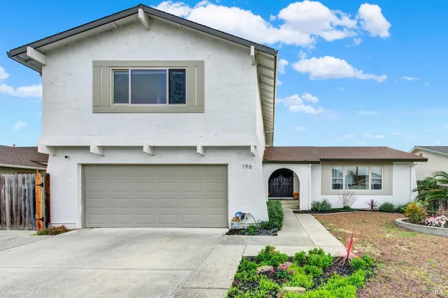 $595,000 | 196 Caldwell Drive, Vacaville, CA 95687