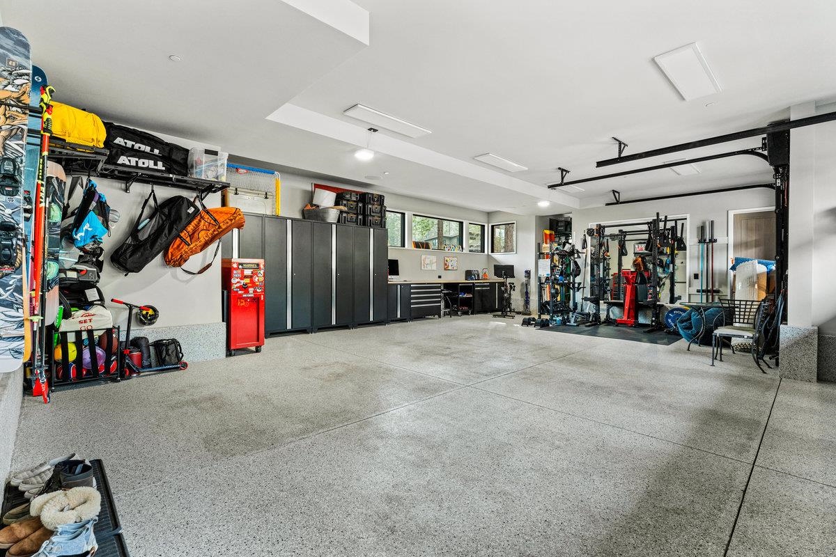 11611 Ghirard Road Truckee, CA 96161 - Photo 18 of 21 Gallery Image 18