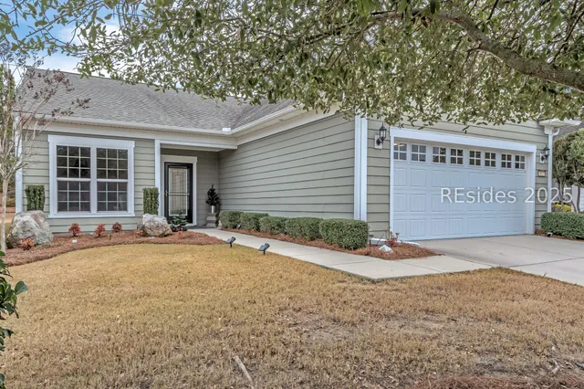 $544,000 | 117 Valleybrooke Court South, Okatie, SC 29909