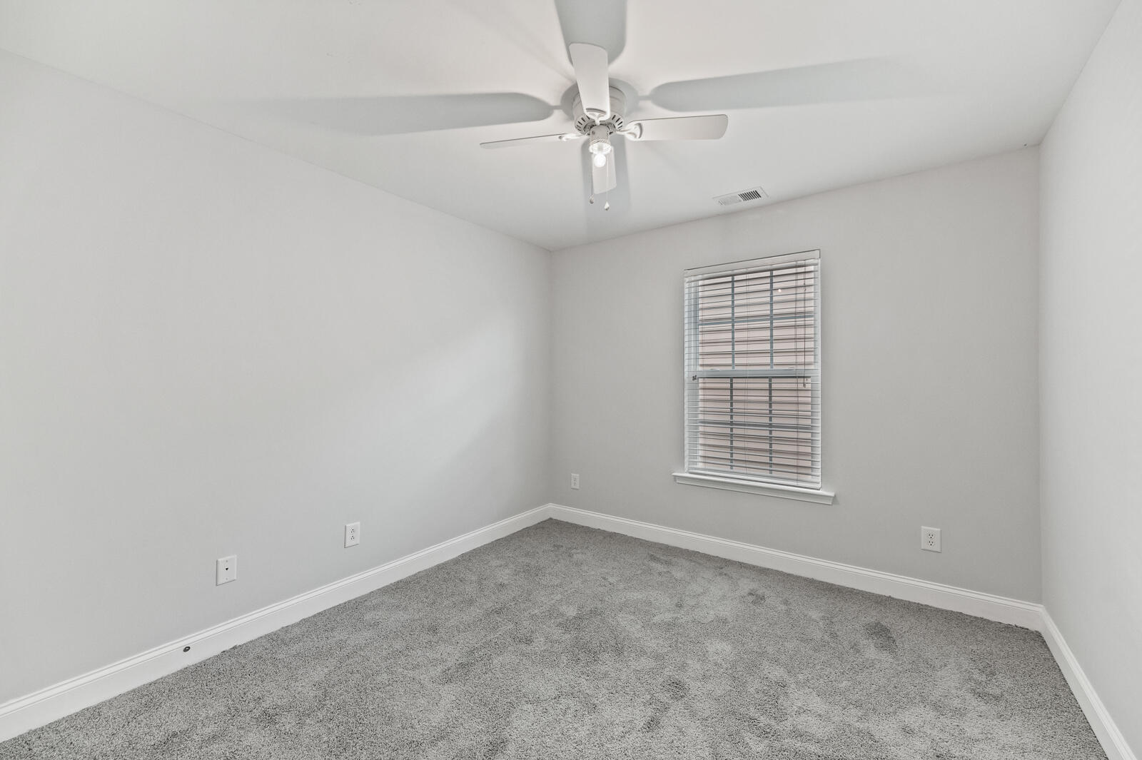 215 Overcup Loop Summerville, SC 29486 - Photo 14 of 23 Bedroom