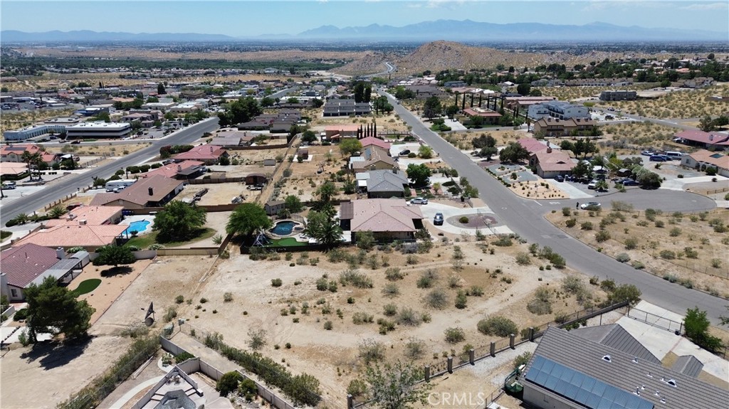 47333203 Muni Road Apple Valley, CA 92307 - Photo 10 of 21 an aerial view of a house with a yard
