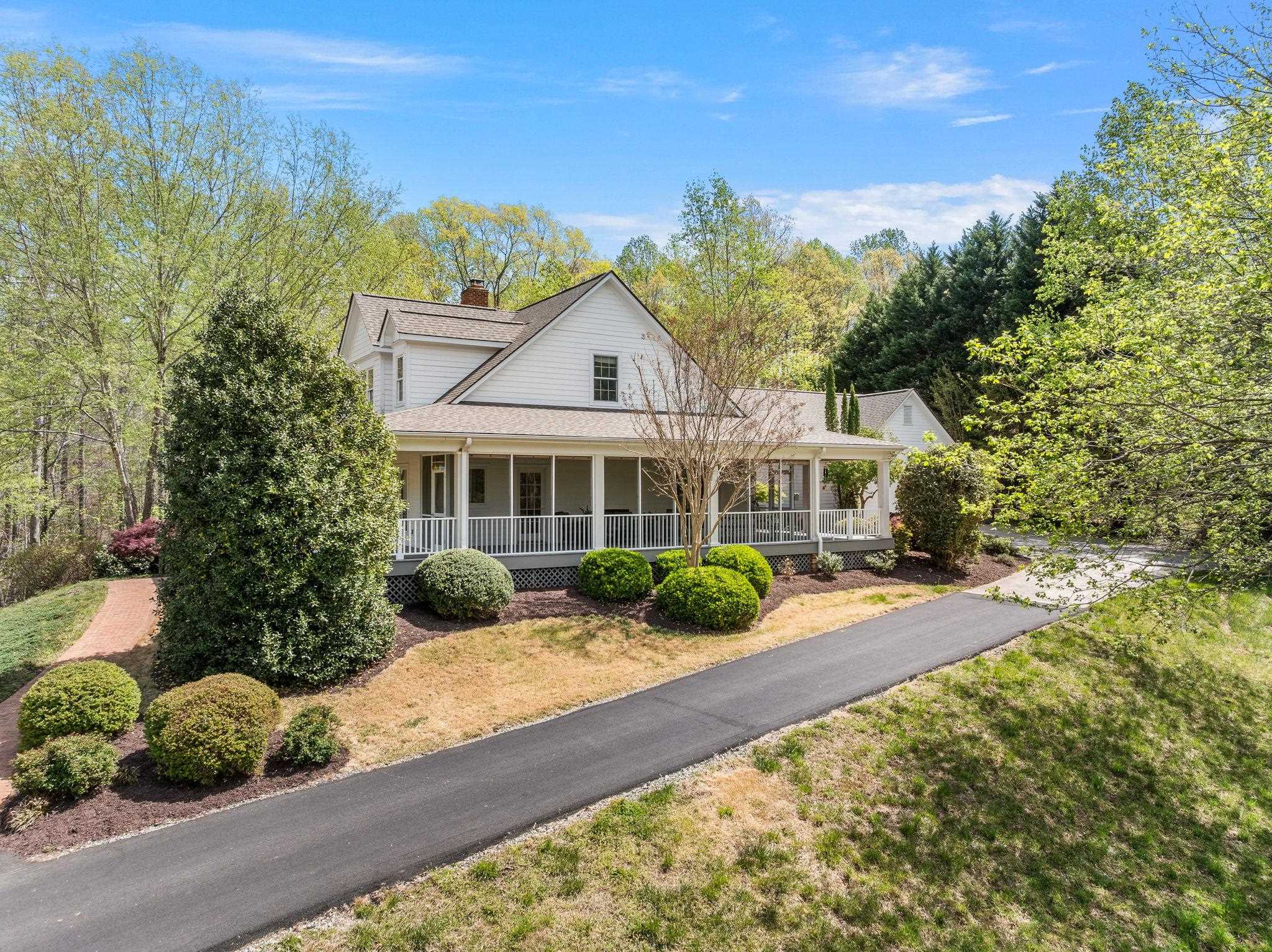 695 Fairwinds Drive Landrum, SC 29356 - Photo 5 of 50