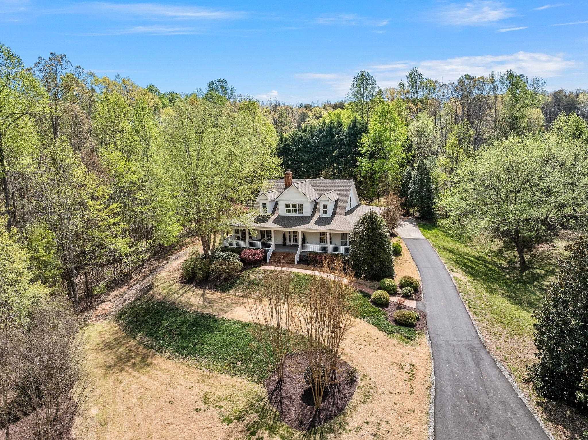 695 Fairwinds Drive Landrum, SC 29356 - Photo 6 of 50