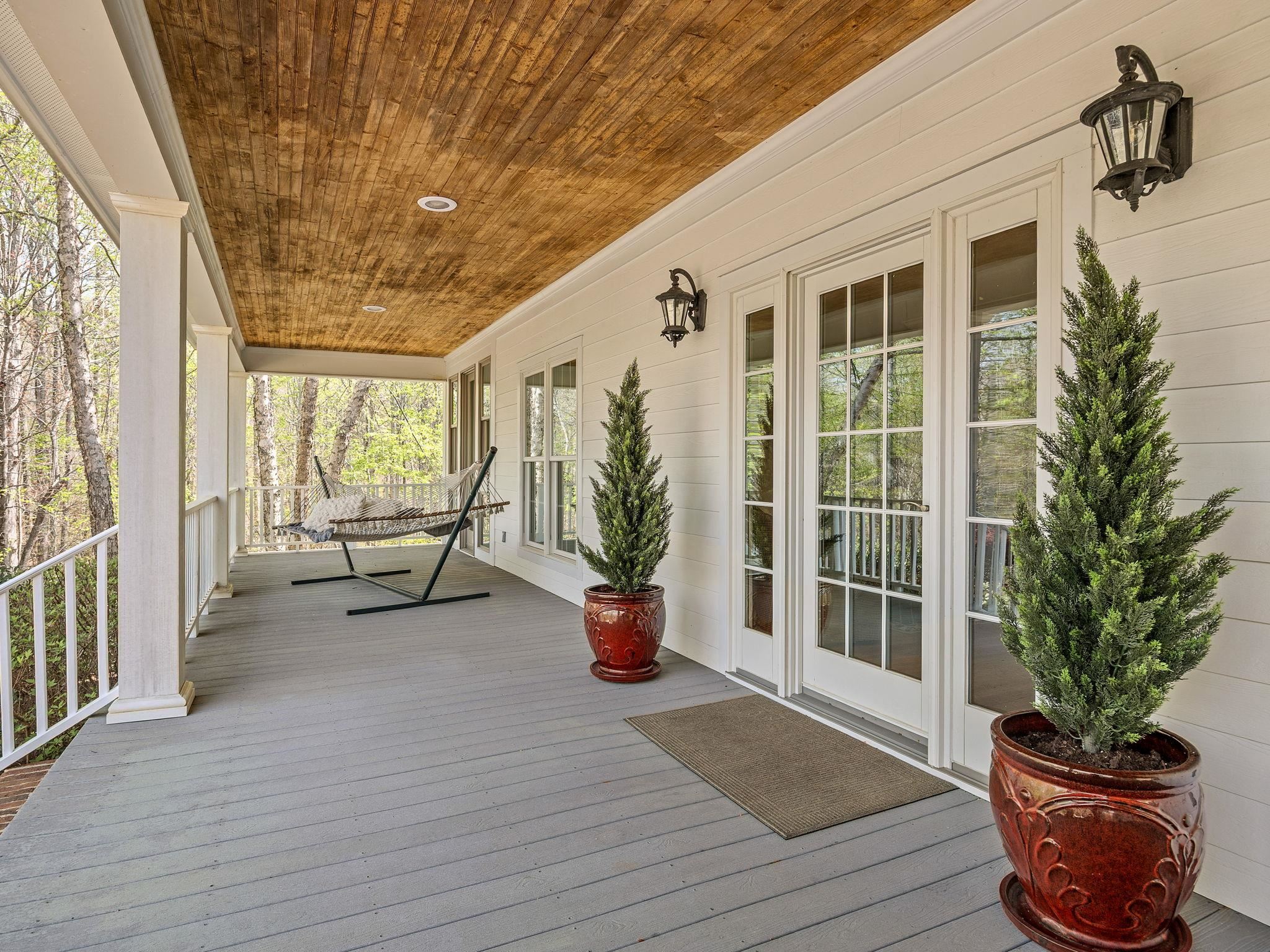 695 Fairwinds Drive Landrum, SC 29356 - Photo 8 of 50