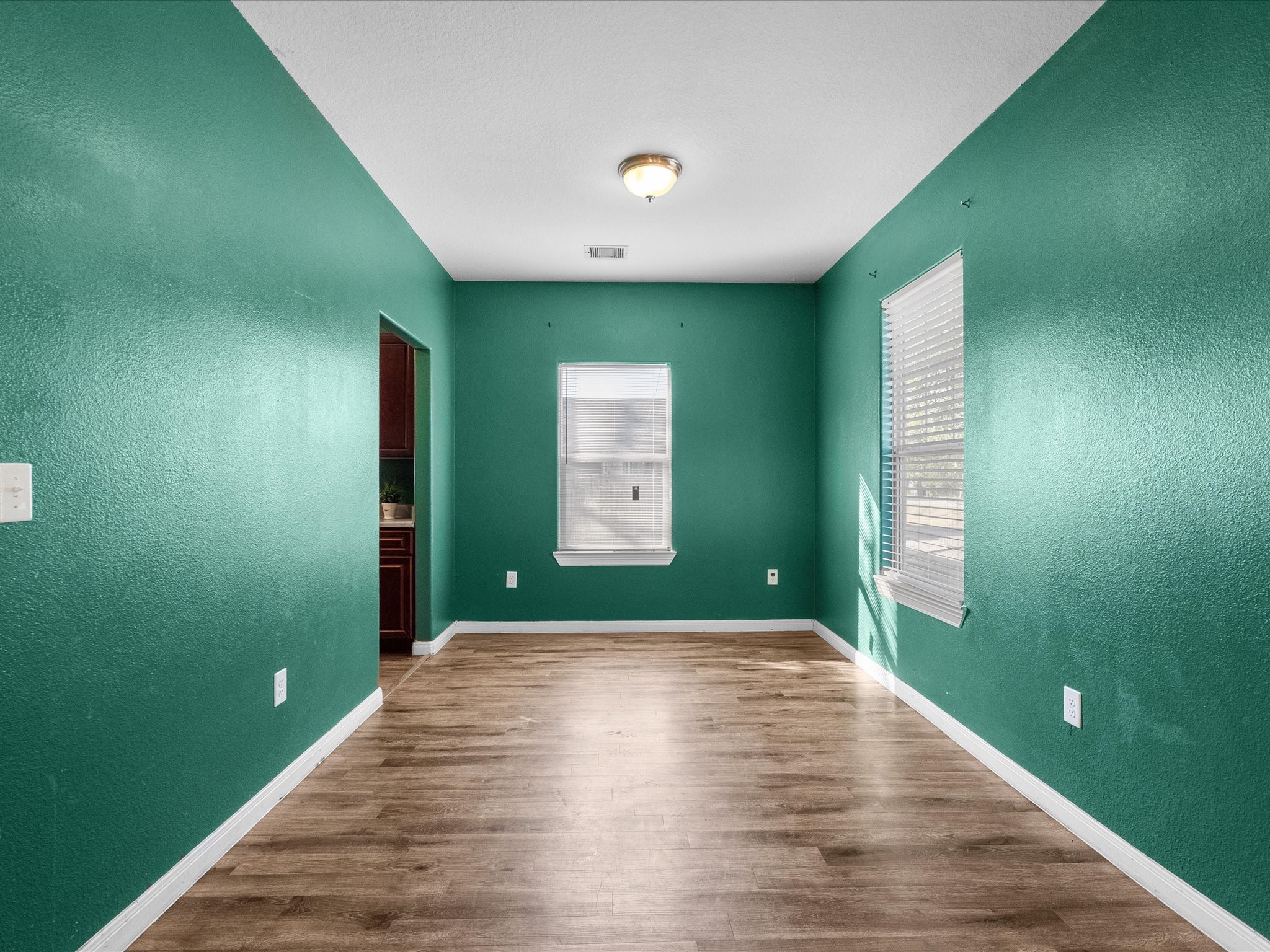 2105 Howell Avenue La Marque, TX 77568 - Photo 6 of 19 Dinning Room